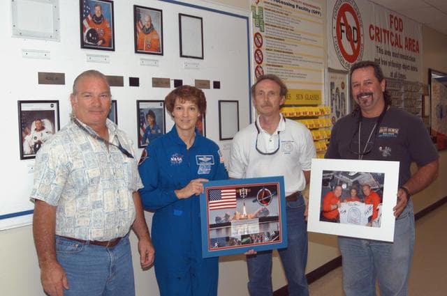 NASA image: KSC-05pd2391