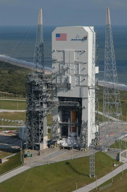 NASA image: KSC-05pd2398