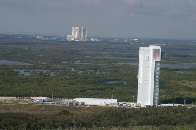 NASA image: KSC-05pd2399