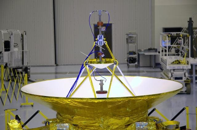 NASA image: KSC-05pd2412