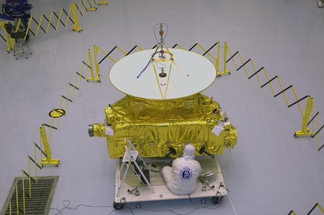 NASA image: KSC-05pd2414