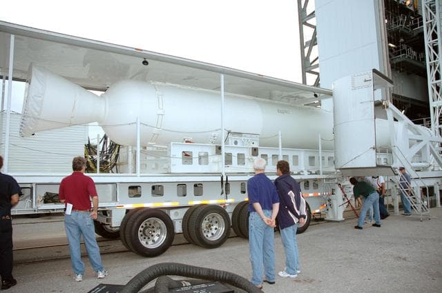 NASA image: KSC-05pd2444