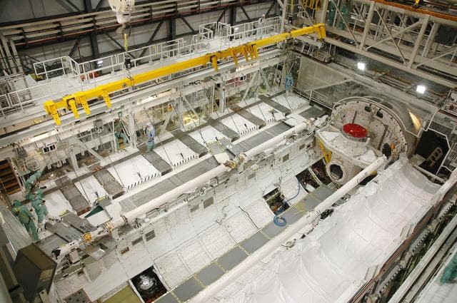 NASA image: KSC-05pd2463