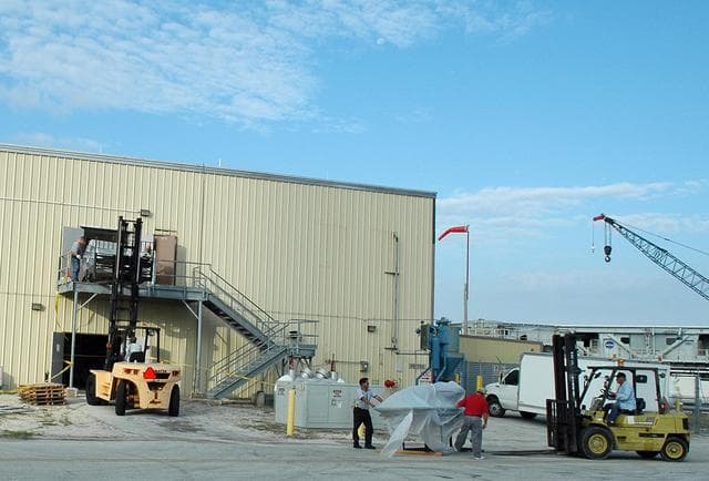 NASA image: KSC-05pd2511