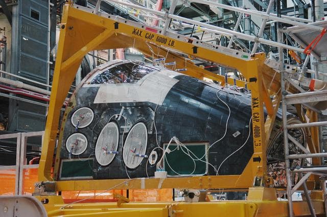 NASA image: KSC-05pd2536