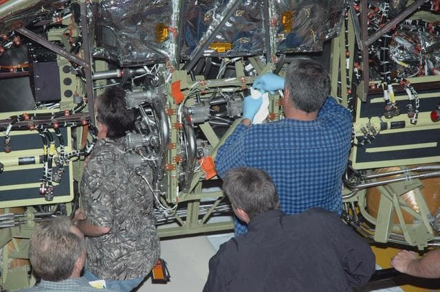NASA image: KSC-05pd2546