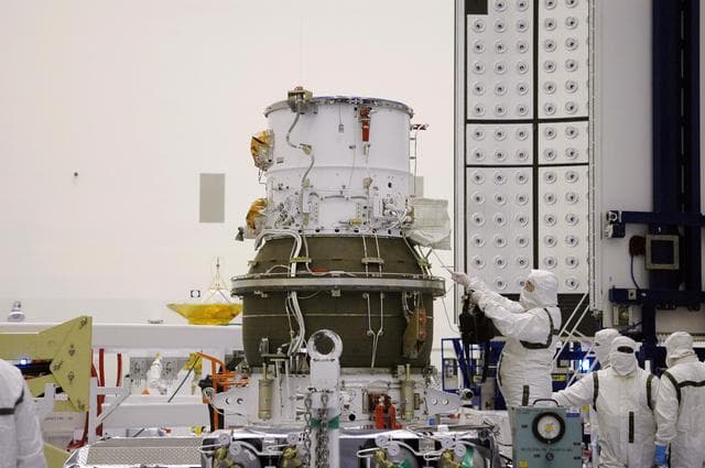 NASA image: KSC-05pd2551