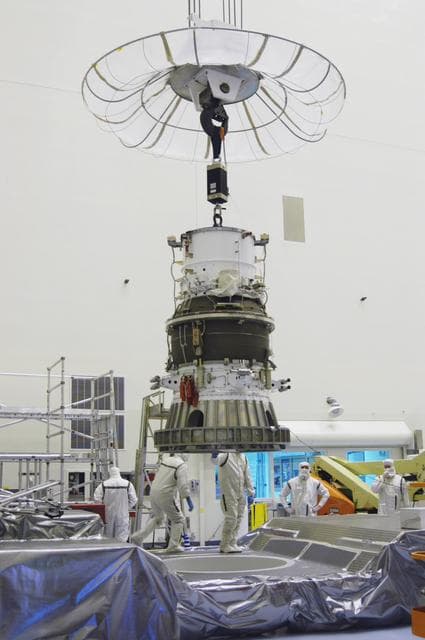 NASA image: KSC-05pd2553