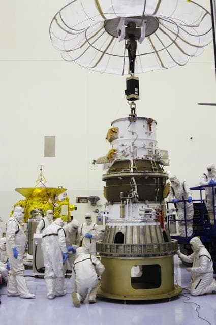NASA image: KSC-05pd2556