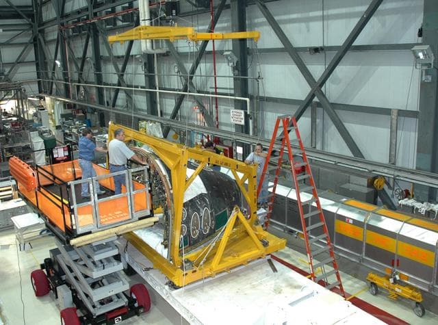 NASA image: KSC-05pd2569