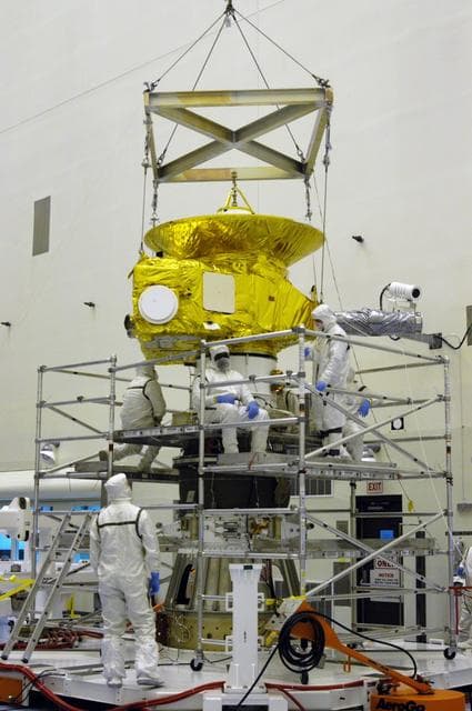 NASA image: KSC-05pd2581