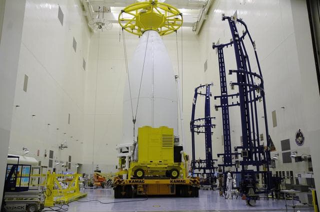 NASA image: KSC-05pd2633