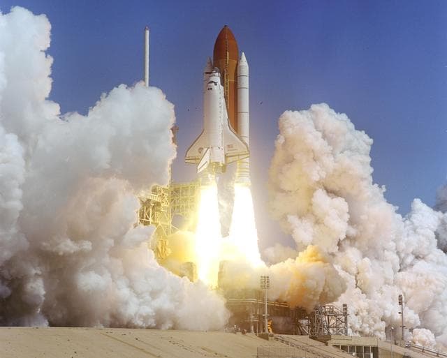 NASA image: KSC-05pp1775