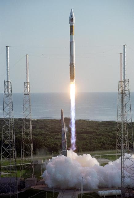 NASA image: KSC-05pp1878