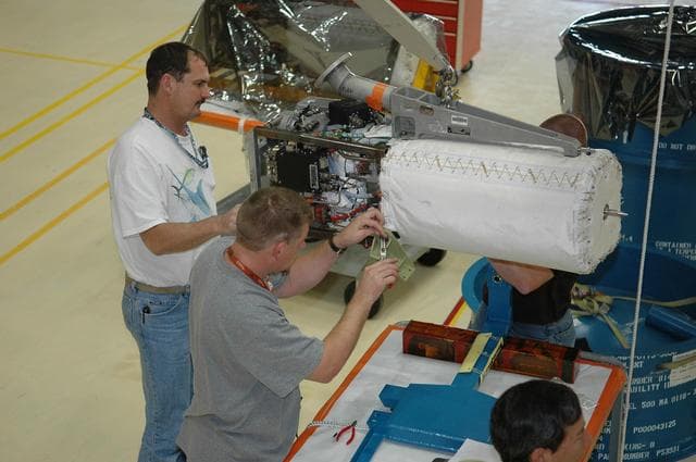 NASA image: KSC-06pd0003
