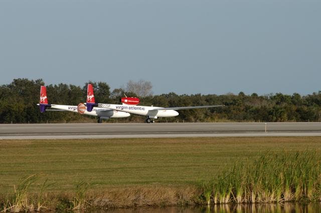 NASA image: KSC-06pd0037
