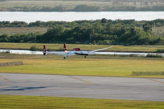 NASA image: KSC-06pd0039