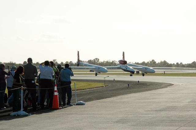 NASA image: KSC-06pd0041