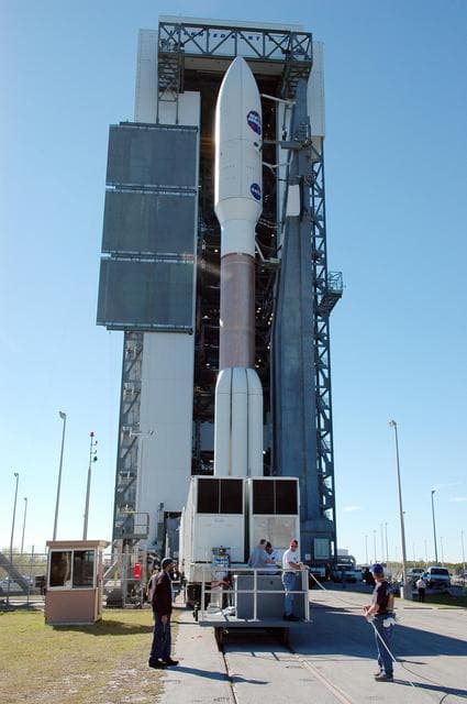 NASA image: KSC-06pd0066