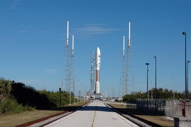 NASA image: KSC-06pd0069