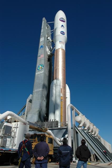 NASA image: KSC-06pd0070