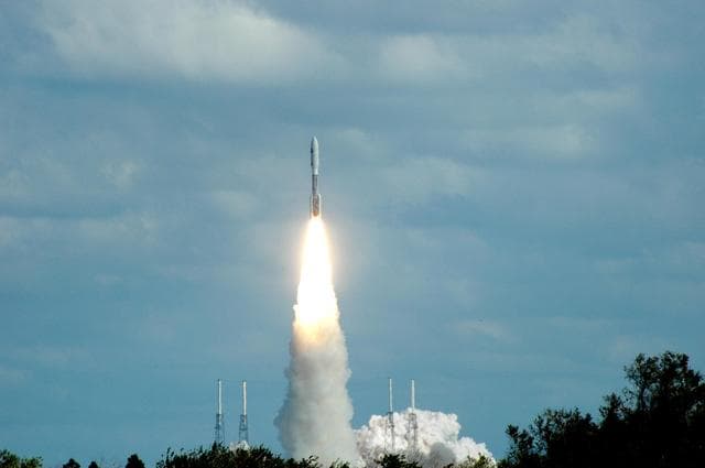 NASA image: KSC-06pd0082