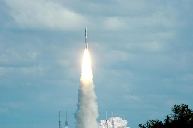 NASA image: KSC-06pd0083