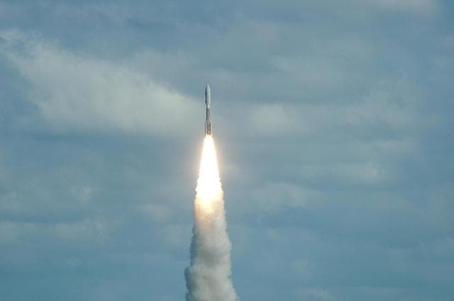 NASA image: KSC-06pd0084