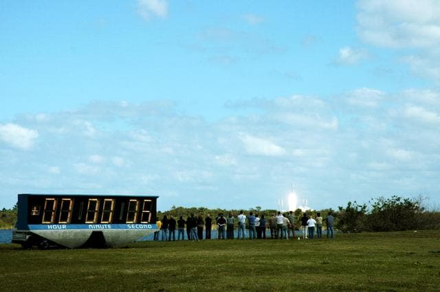 NASA image: KSC-06pd0090