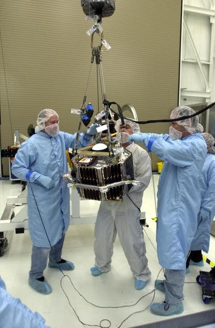 NASA image: KSC-06pd0164