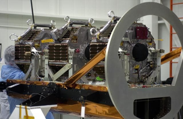 NASA image: KSC-06pd0168