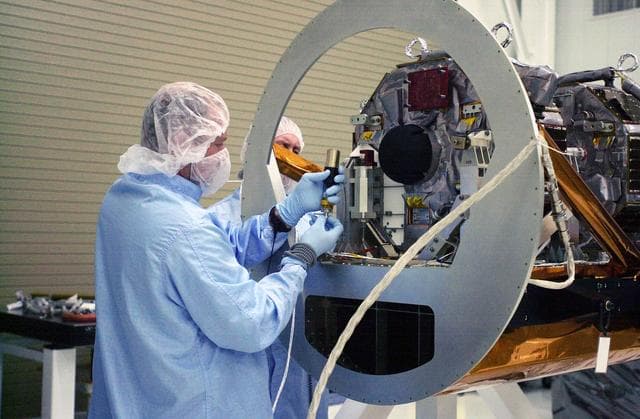 NASA image: KSC-06pd0170