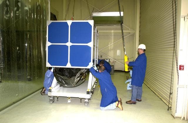 NASA image: KSC-06pd0184
