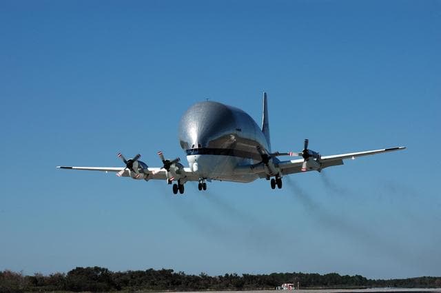 NASA image: KSC-06pd0203
