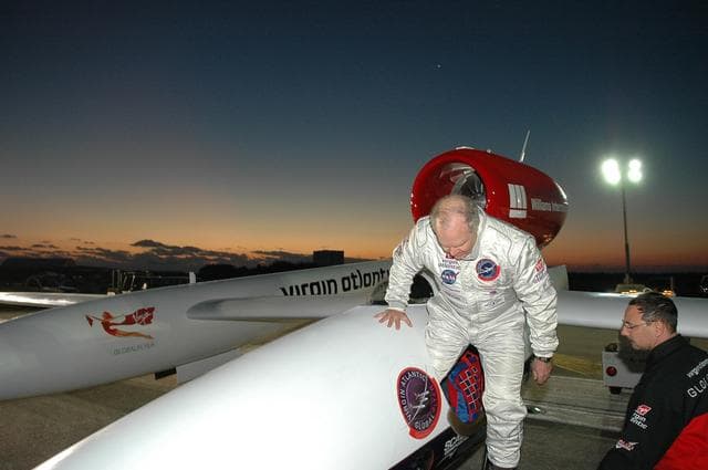 NASA image: KSC-06pd0237