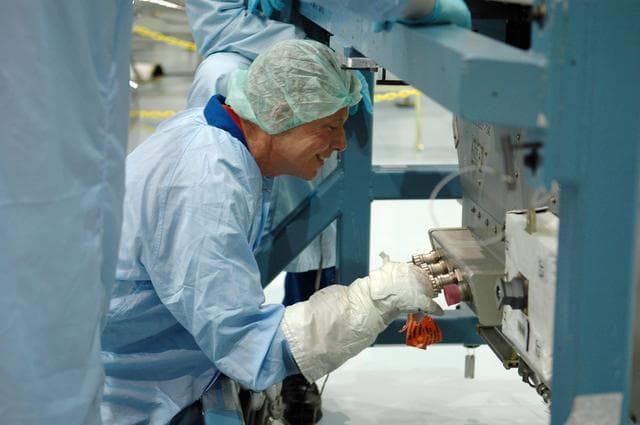 NASA image: KSC-06pd0272
