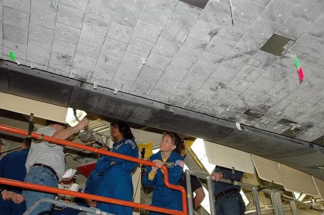 NASA image: KSC-06pd0290
