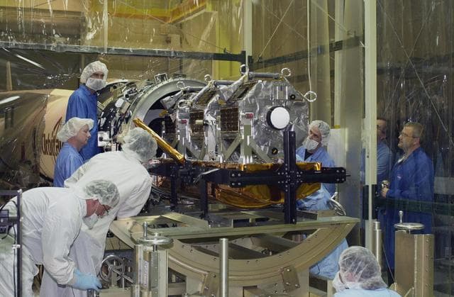 NASA image: KSC-06pd0339
