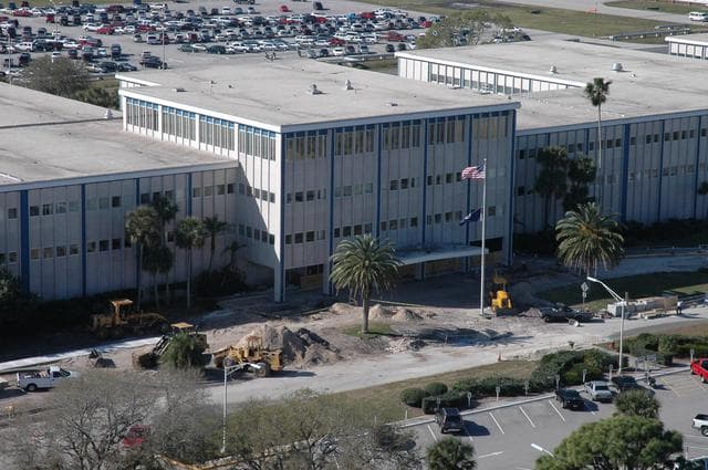 NASA image: KSC-06pd0383