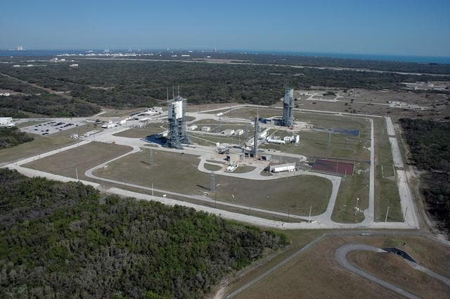 NASA image: KSC-06pd0385