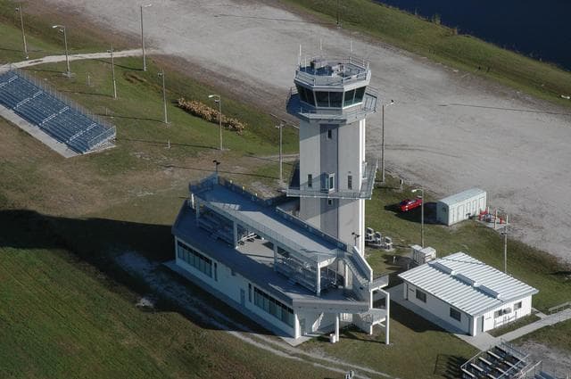 NASA image: KSC-06pd0389