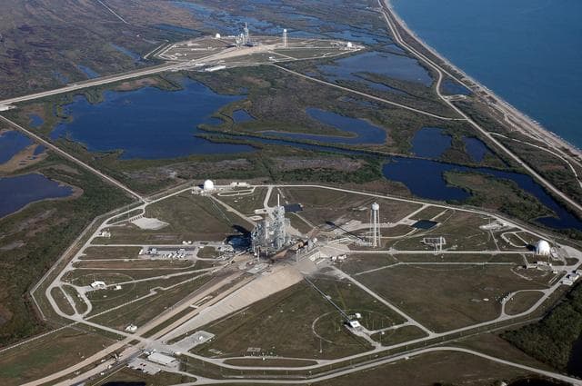 NASA image: KSC-06pd0390