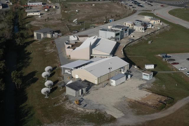 NASA image: KSC-06pd0393