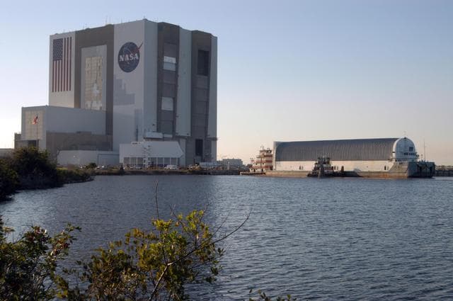 NASA image: KSC-06pd0407