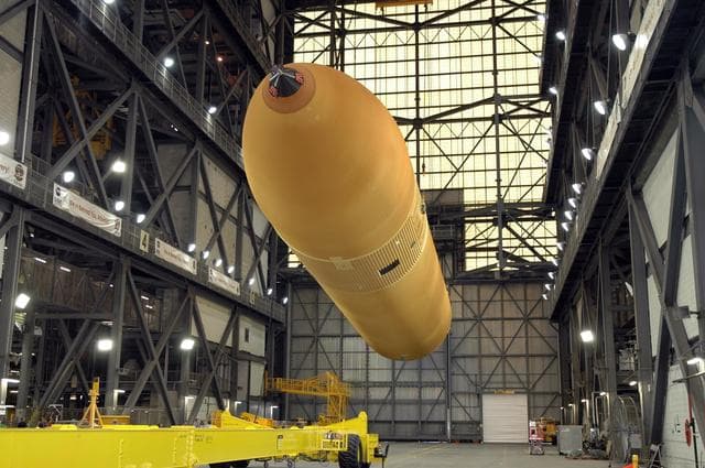 NASA image: KSC-06pd0420