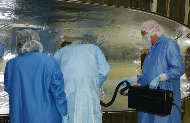 NASA image: KSC-06pd0444