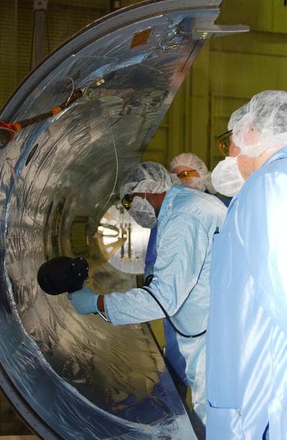 NASA image: KSC-06pd0445