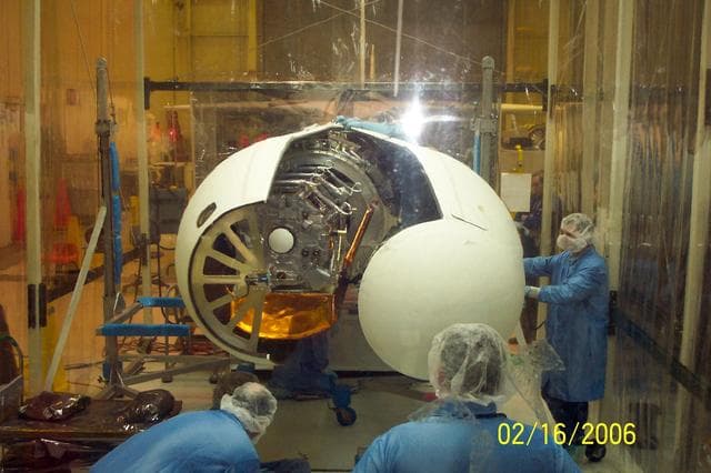 NASA image: KSC-06pd0447