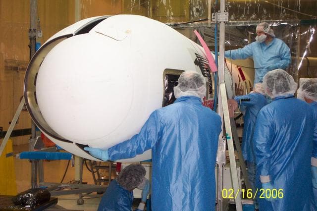 NASA image: KSC-06pd0448