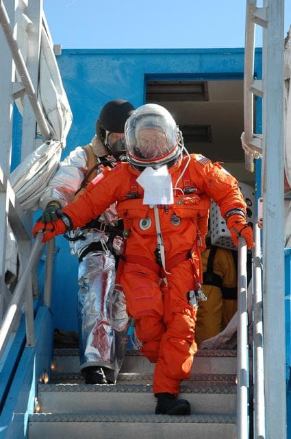 NASA image: KSC-06pd0488